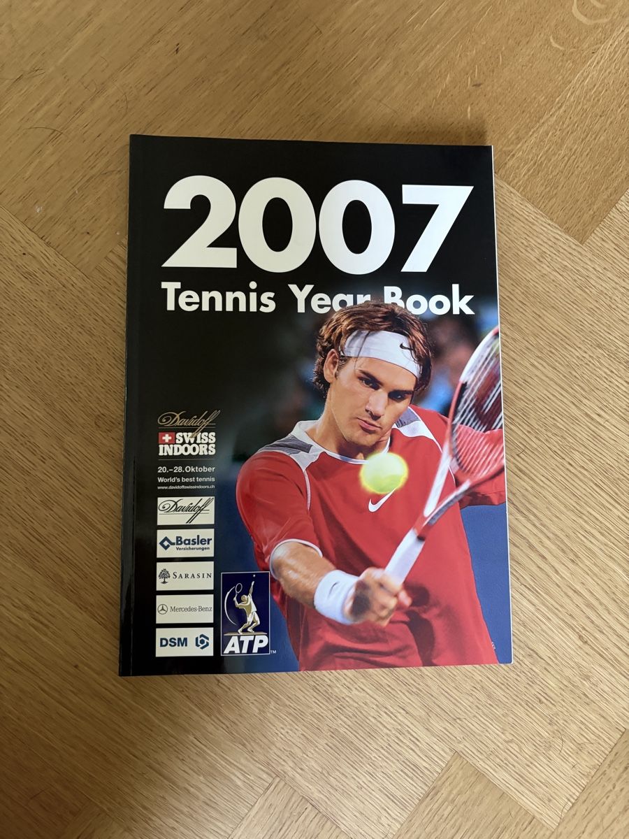 Autogramme: Roger Federer Autogramm / 4 Tennis Year Book  – Gebraucht aus Riehen von Grayje4 4