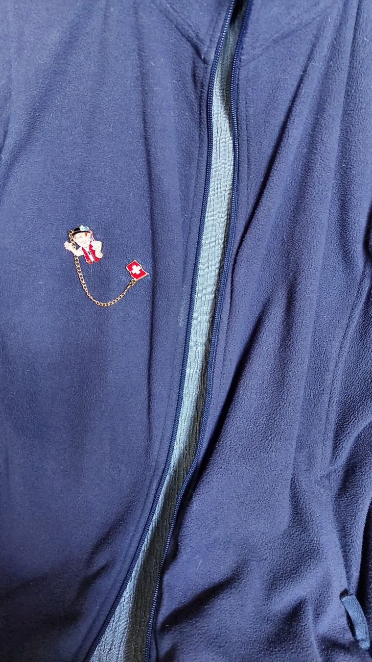 Placchette & Badge: Der Schweizer Pin – Nuovo e nell'imballaggio originale da Ebikon venduto da Mercata56 2