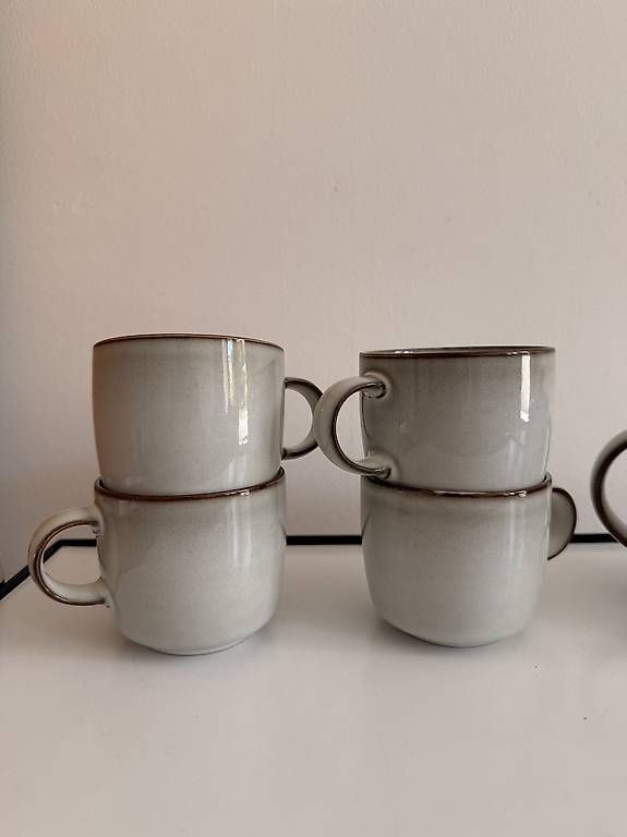 Tazze: Tassen GLADELIG Becher, grau, 37 cl Ikea mug – Nuovo (secondo la descrizione) da Bern venduto da bierko