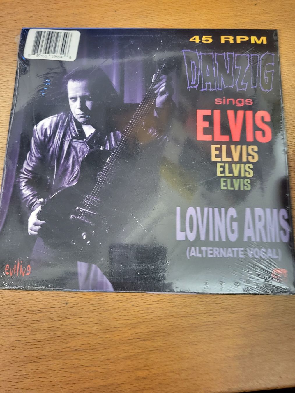 Dischi in vinile: Danzig sings Elvis 7" – Nuovo e nell'imballaggio originale da Thun venduto da Kissthis 2