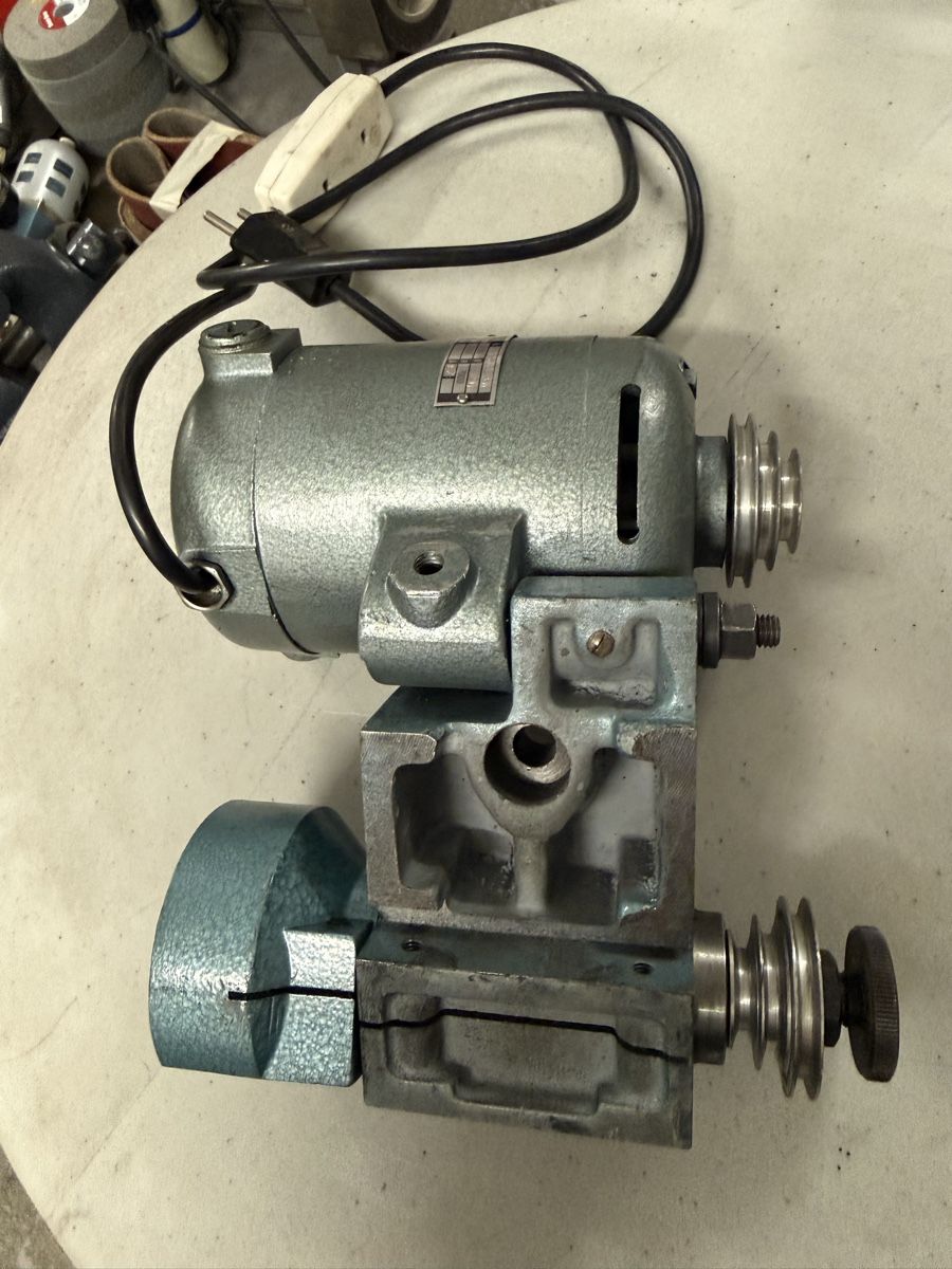 Emco Drehen & Fräsen: Schleifsupport EMCO – Gebraucht aus Sirnach von S54Power 4
