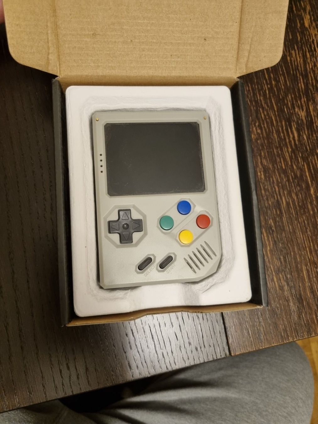 Console: Console retrostone – Usato da Lausanne venduto da Ari-92
