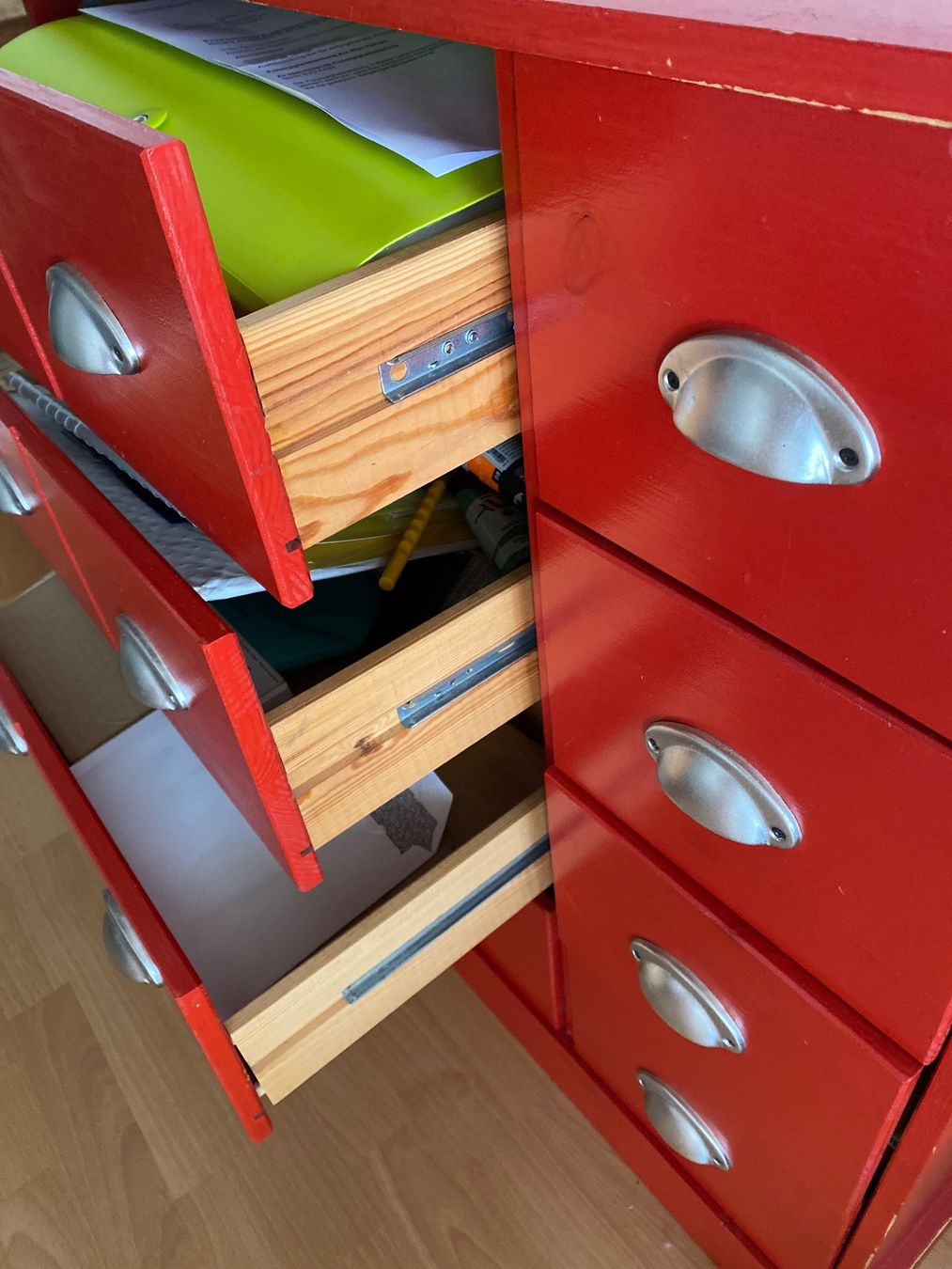 Kommoden: Meuble commode rouge – Gebraucht aus La Neuveville von e_perriard 5