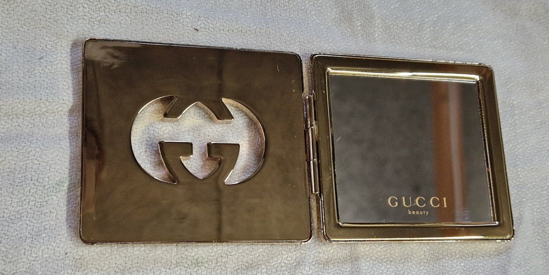 Specchi: GUCCI TASCHENSPIEGEL – Usato da Bilten venduto da Mic2022 4