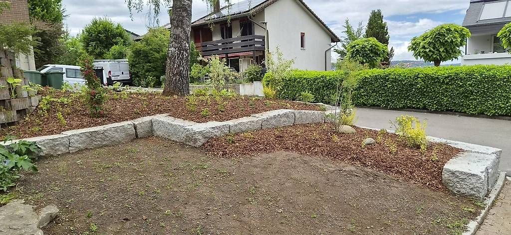 Pietre & tegole: Granitblöcke polen gespalten – Usato da Dinhard venduto da DH1234 1