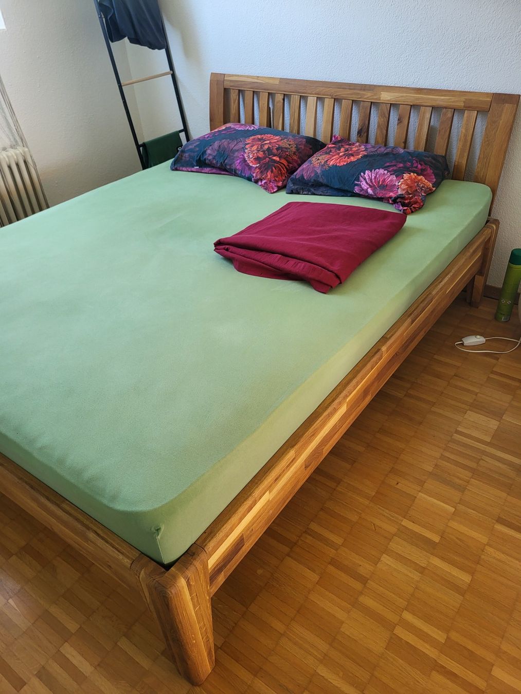 Letti: Robustes Bett (160x200) – Usato da Zürich venduto da bec_p62s