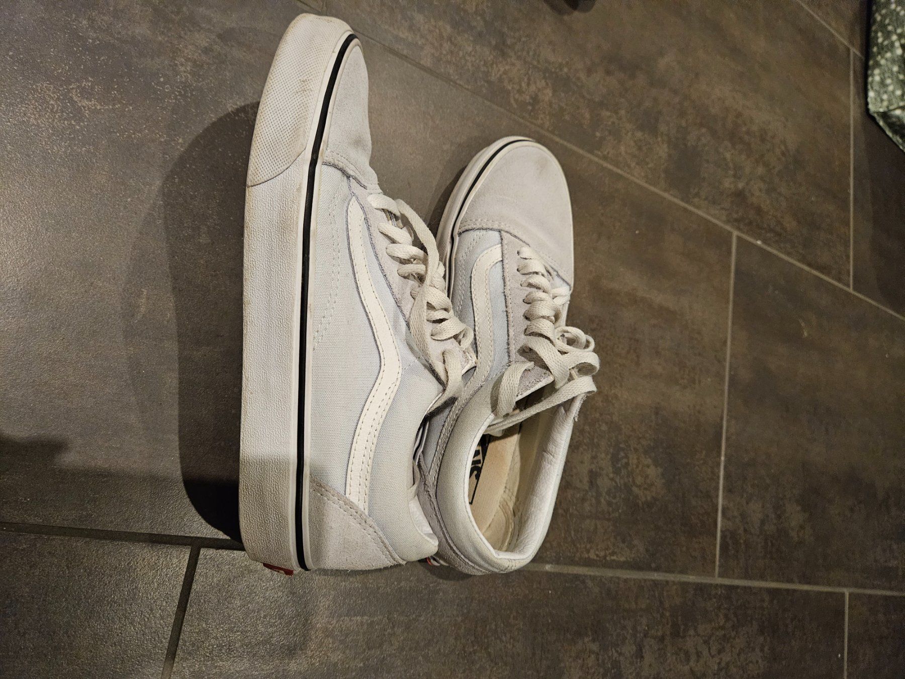 Vans Chaussures femmes: Vans Schuhe – D'occasion à Amsoldingen par sunneschyn6 2