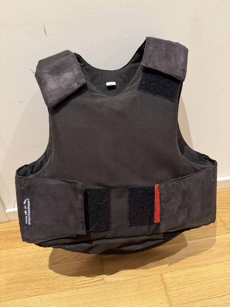 Protections: Reitweste XS – D'occasion à Basel par robbasel