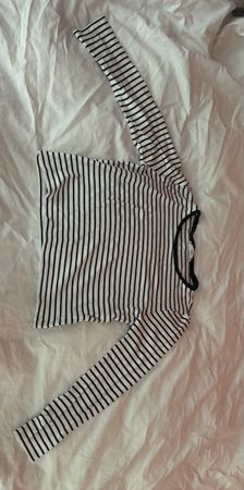 MGN Suit schwarz weiss gestreiftes Longsleeve