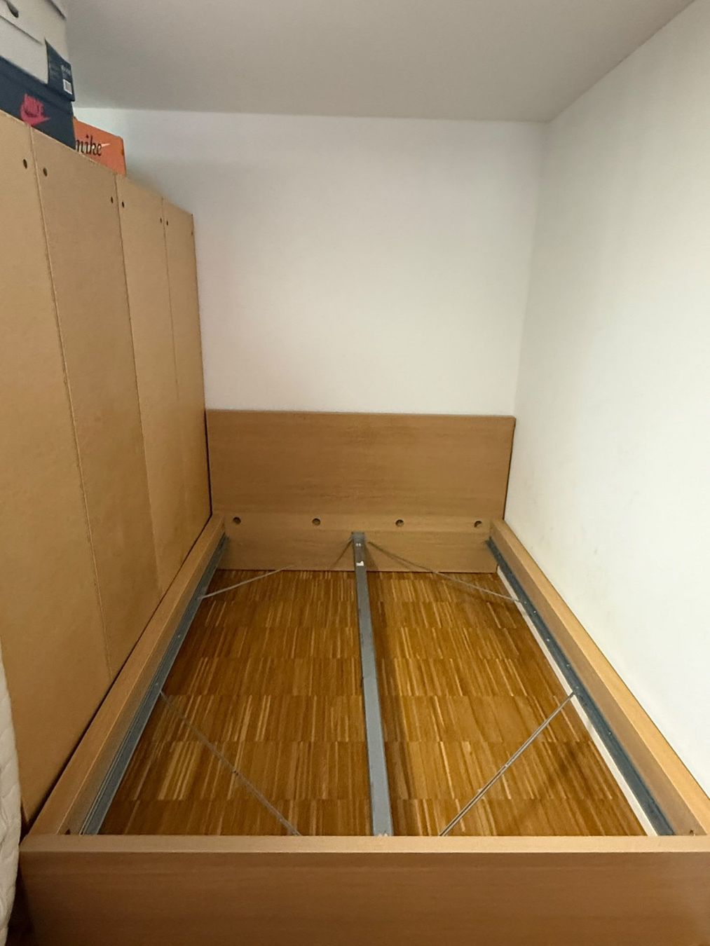 Ikea Betten: Ikea MALM Bettgestell 160 x 200 cm - Eichenfurnier – Gebraucht aus Winterthur von Nour07 1