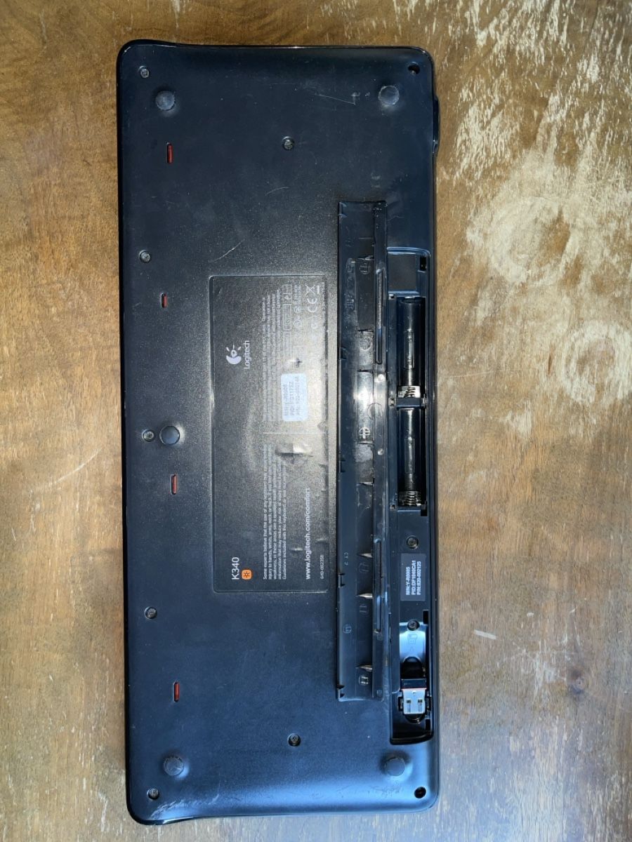 Tastaturen: Clavier Logitech K340 noir occasione 57 caractères – Gebraucht aus Genève von Yasasa 1