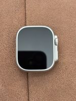 Apple Watch Ultra 1 Gen. mit 4 Armbändern und 2 Schutzhüllen