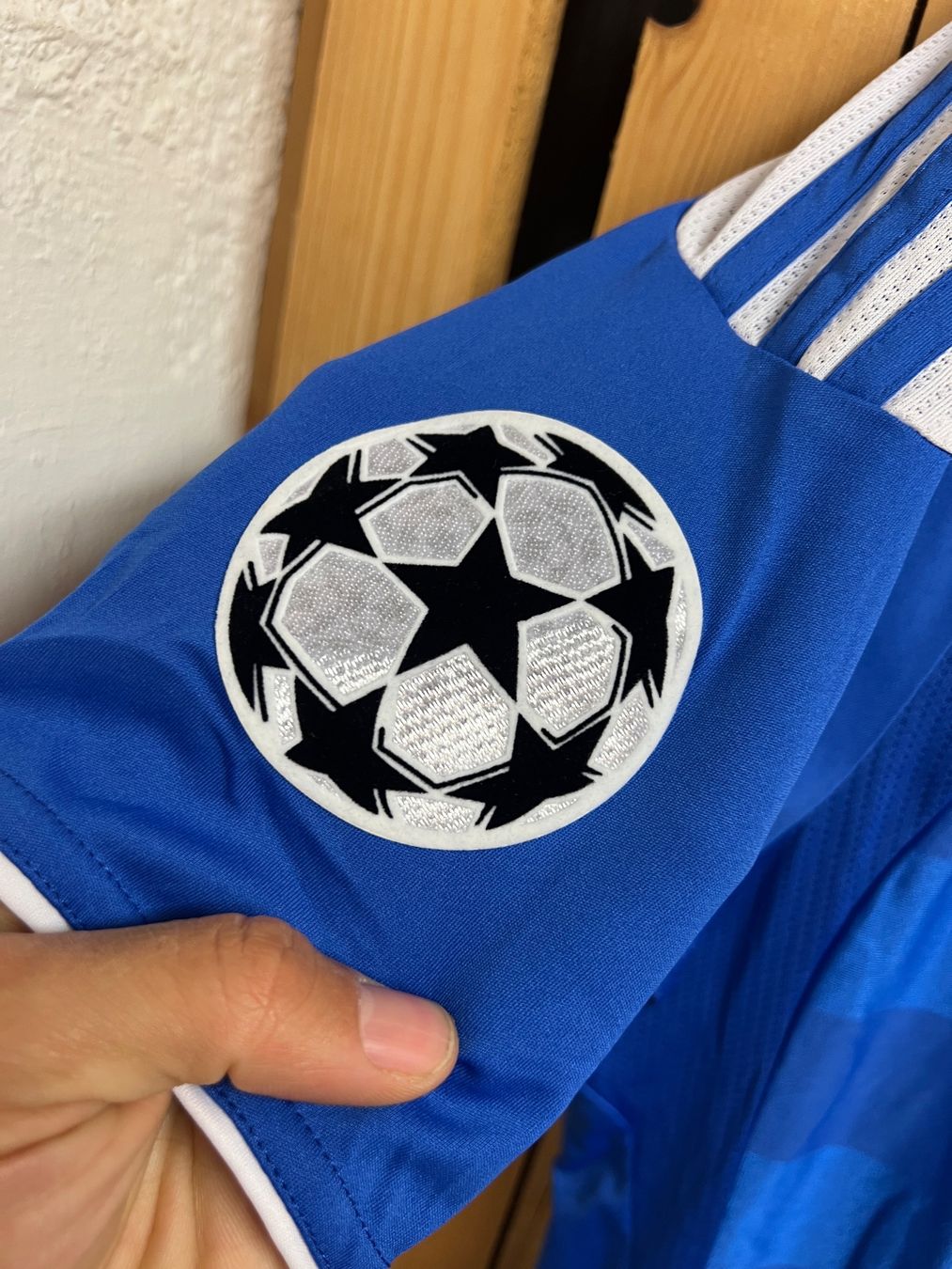 Adidas Canottiere & Pantaloni: Chelsea Trikot Drogba 2011-2012 – Usato da Cully venduto da DealerPrice 4