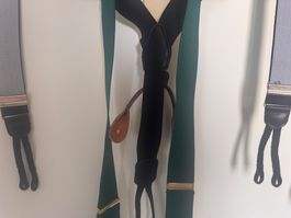 2 Hosenträger dunkelgrün & Schwarz+ Lederapplikationen ,top