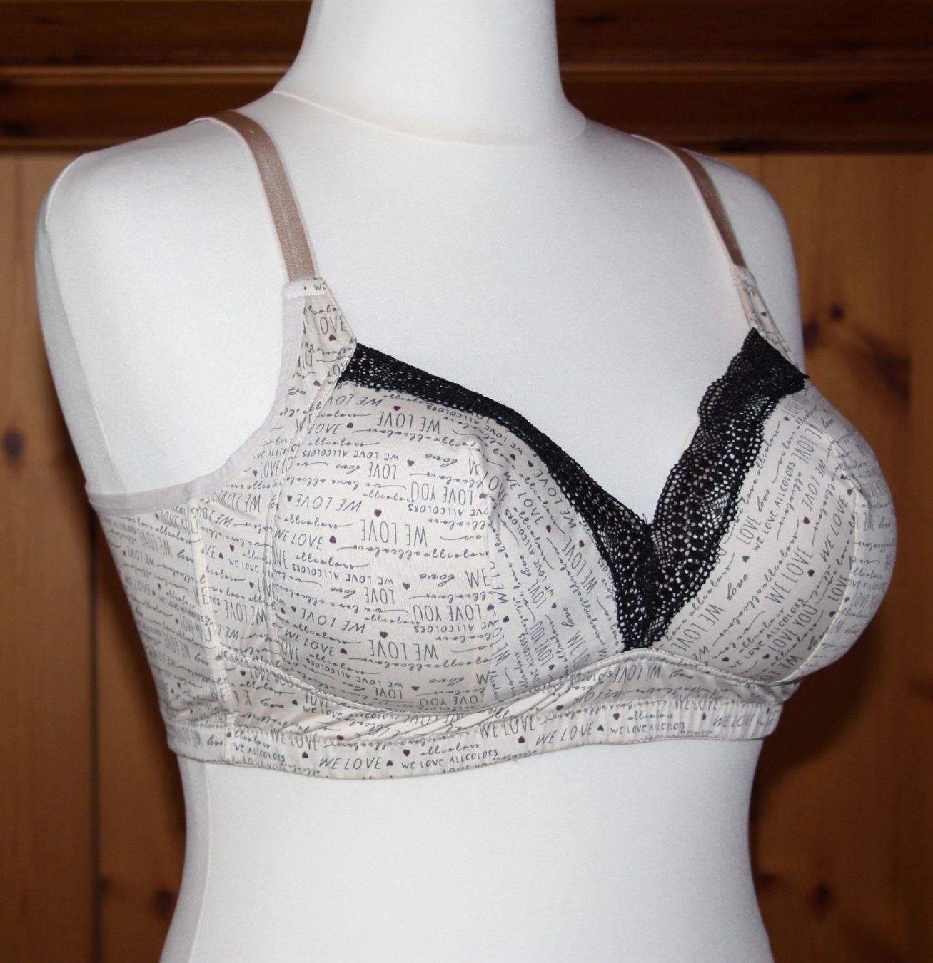 Altra biancheria intima: BH beige-schwarz 90F (2) – Usato da Flüelen venduto da Diversicum-Curvy 1
