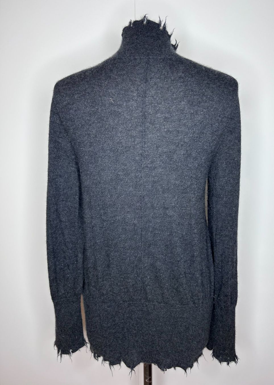 Cos Maglioni & Felpe: Cashmere Pullover – Usato da St. Gallen venduto da look-twice 4