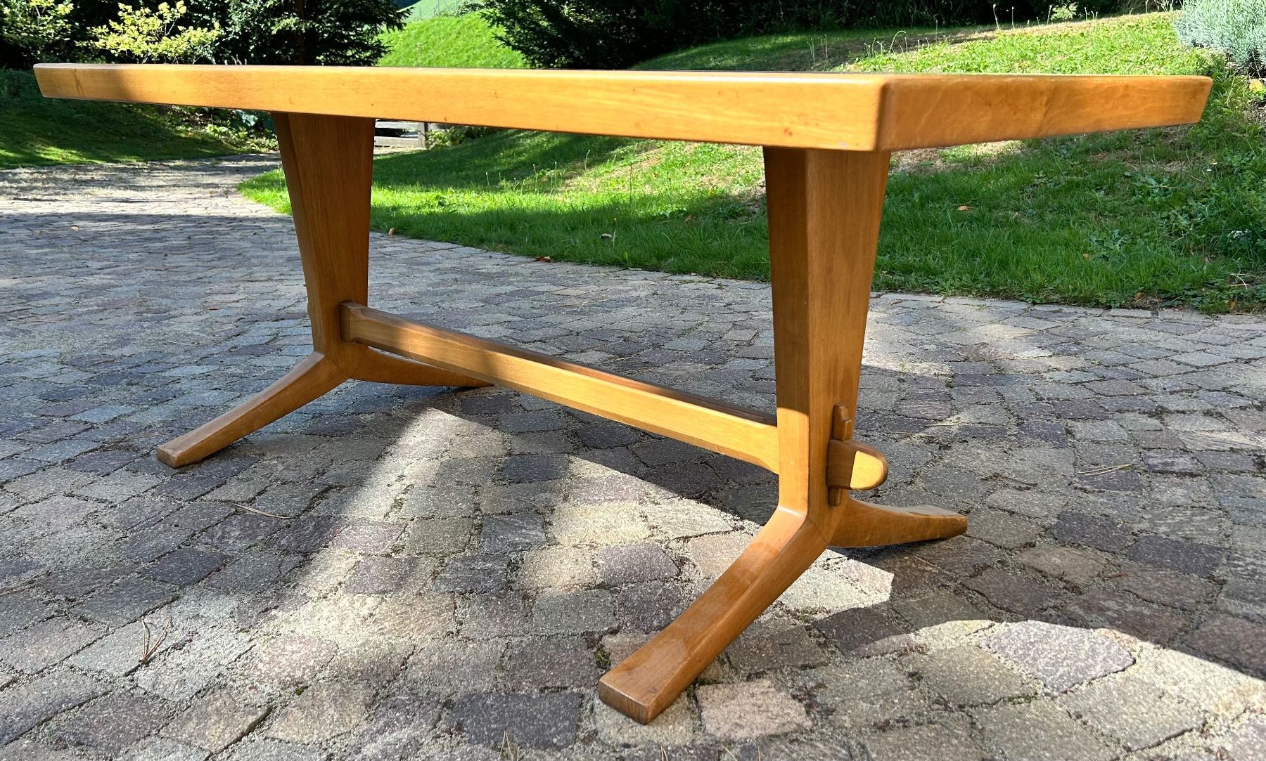 Tavoli: Couchtisch mid-century modern – Usato da Lichtensteig venduto da VonSteinegg