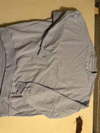 Bershka Pullover hellblau Groesse S guter Zustand