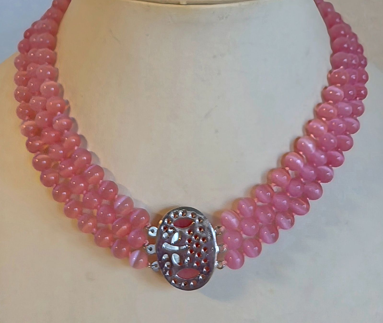 Catenine: Collier rose 3-reihig mit ovalem Cabochon, neu – Nuovo (secondo la descrizione) da Zürich venduto da benedikt12 6