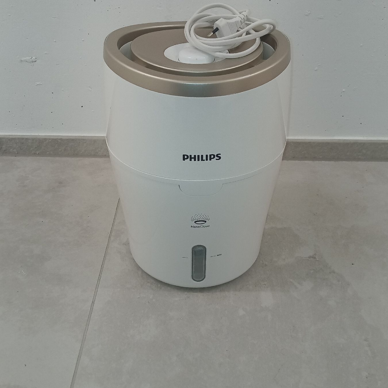 Philips Umidificatori d'aria: Philips Luftbefeuchter  – Usato da Stäfa venduto da Armin_Dervic