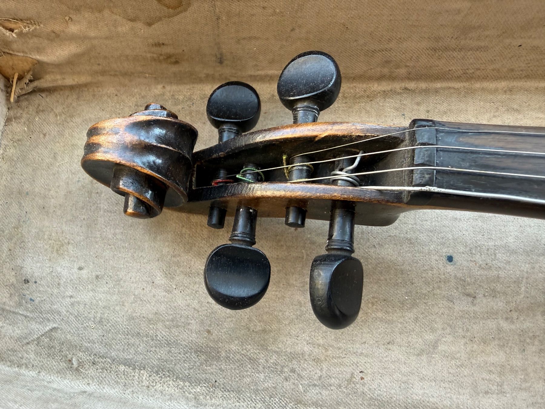 Strumenti musicali: (22) Antike Geige oder Violine mit Bogen Holzbox aus Räumung – Usato da Bern venduto da Jwpm66 1