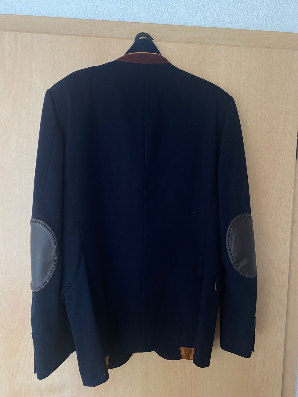 Completi: Zara Man Blazer Herren Gr. 48 – Usato da Brislach venduto da Hiram20 2
