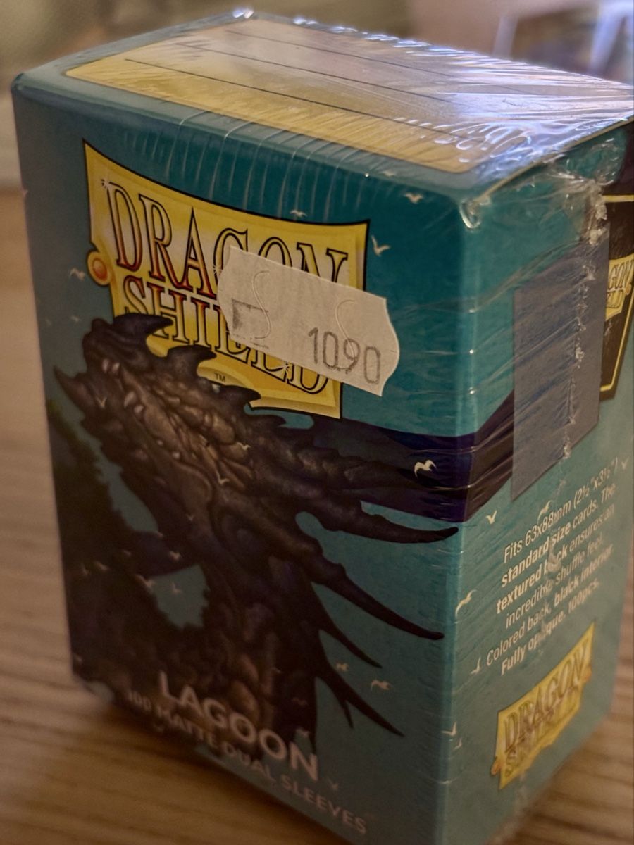 Carte collezionabili: Dragon Shield Lagoon 100 Matte Dual Sleeves – Nuovo e nell'imballaggio originale da Biel/Bienne venduto da CutieCardCollector 1