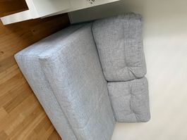 Sofa ausziehbar mit Bettkasten grau super Zustand