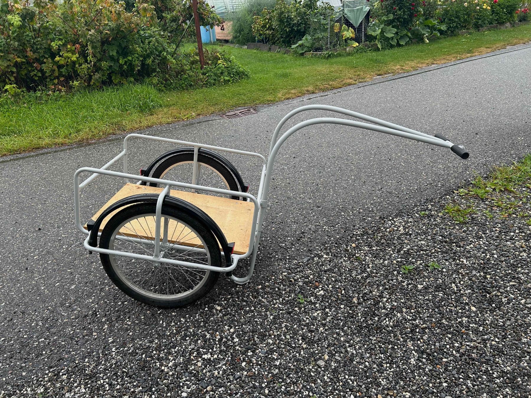 e bike haibike sduro trekking 9.0 1.0 E-Bike, Black, Small Focus Aventura Impulse Speed Color:Desert Tan Category:City Urban_Alu Mittelständer