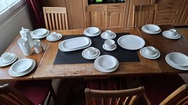 Ess- und Kaffeegeschirr von Arzberg für 6 Personen