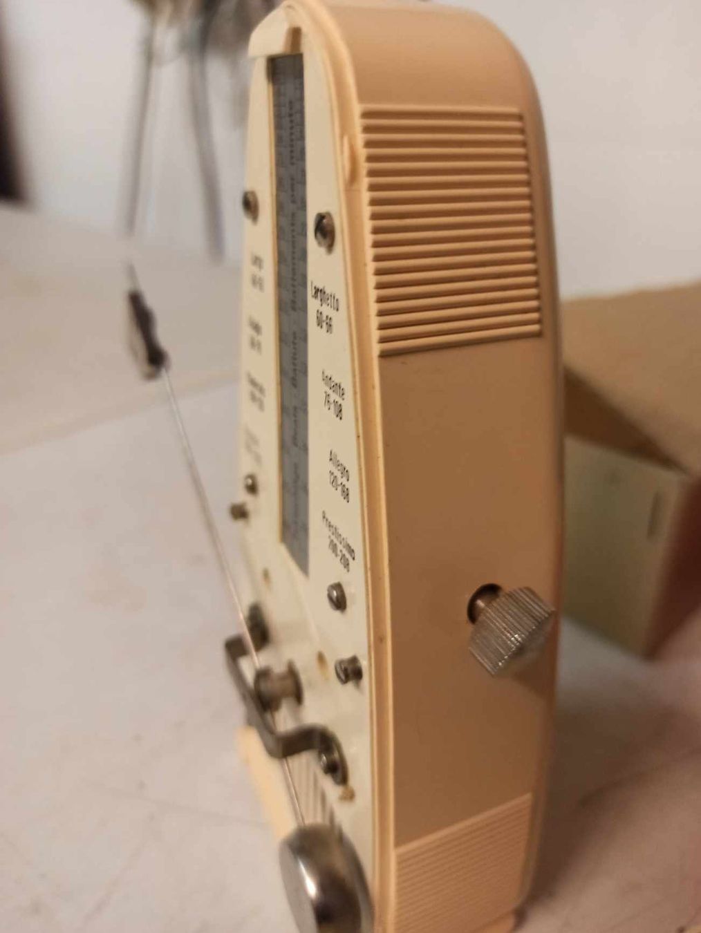 Misurare: Métronome (nr 2) – Usato da La Chaux-de-Fonds venduto da Emmaus2300CDF 7