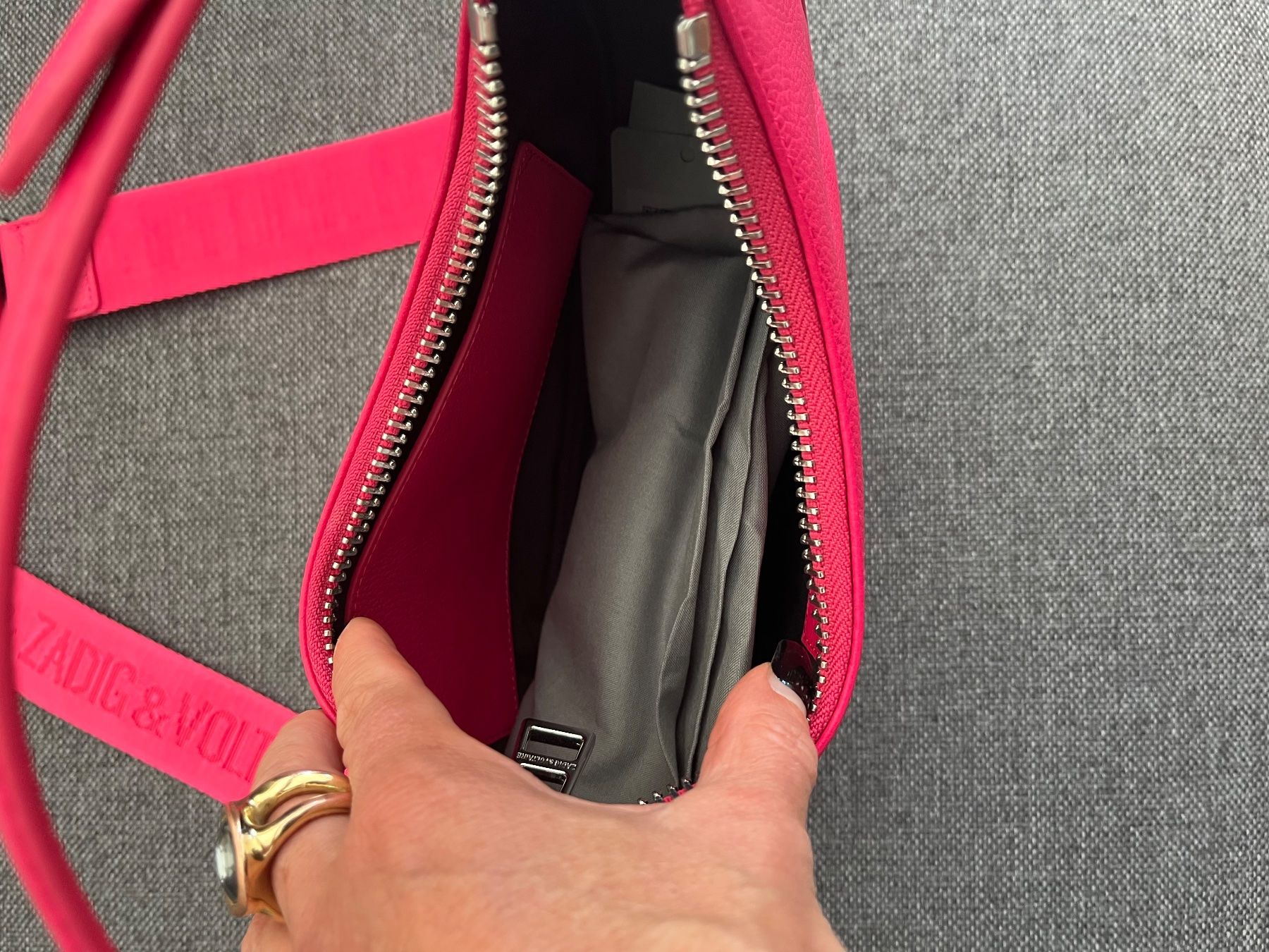Zadig & Voltaire Taschen für Damen: Zadig sac – Neu und originalverpackt aus Clarens von Sweden111 3