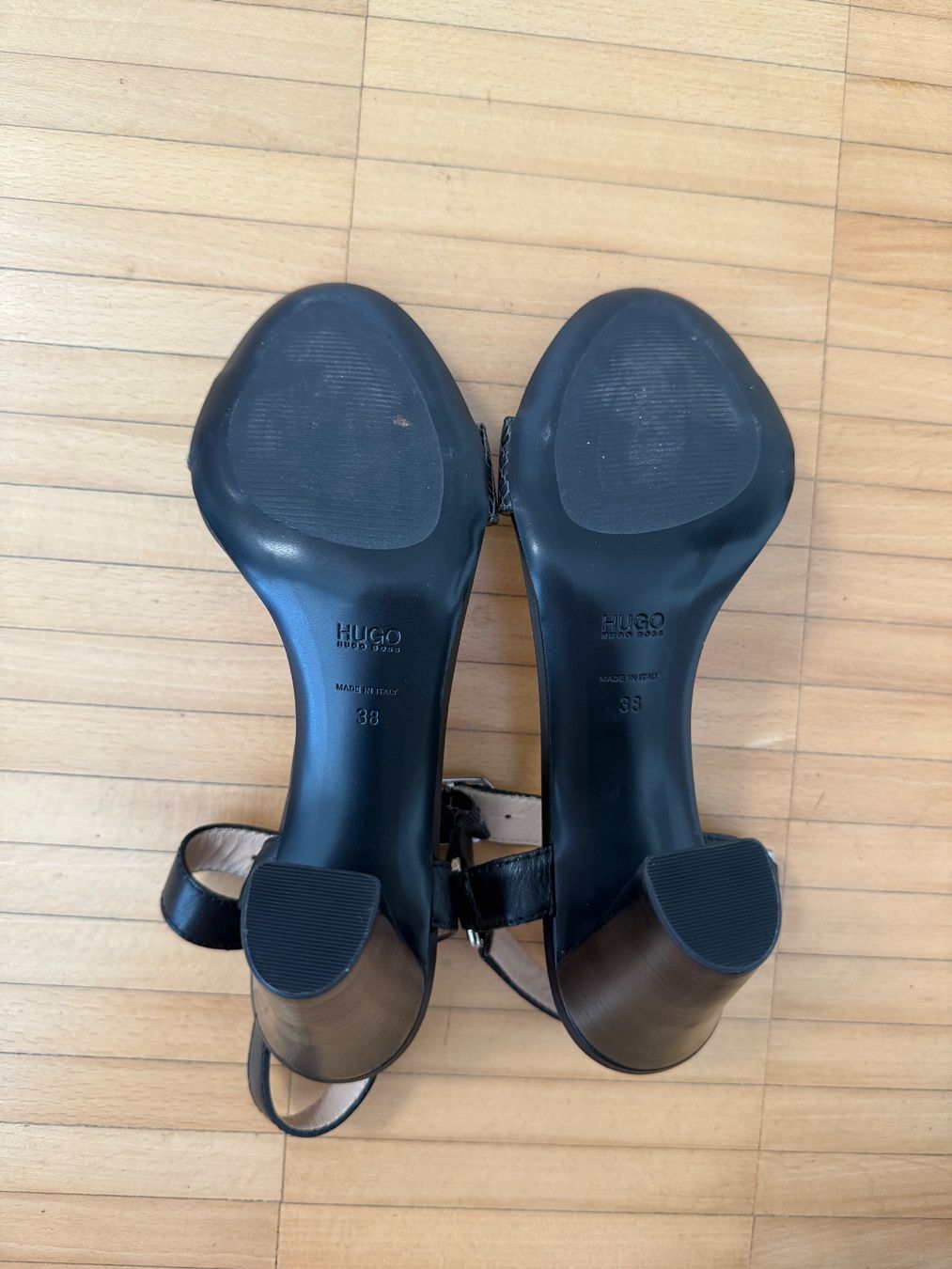 Hugo Boss Scarpe da donna: Hugo Boss Pumps Gr. 38 - NEU – Nuovo (secondo la descrizione) da Frauenfeld venduto da LIL_NA 8