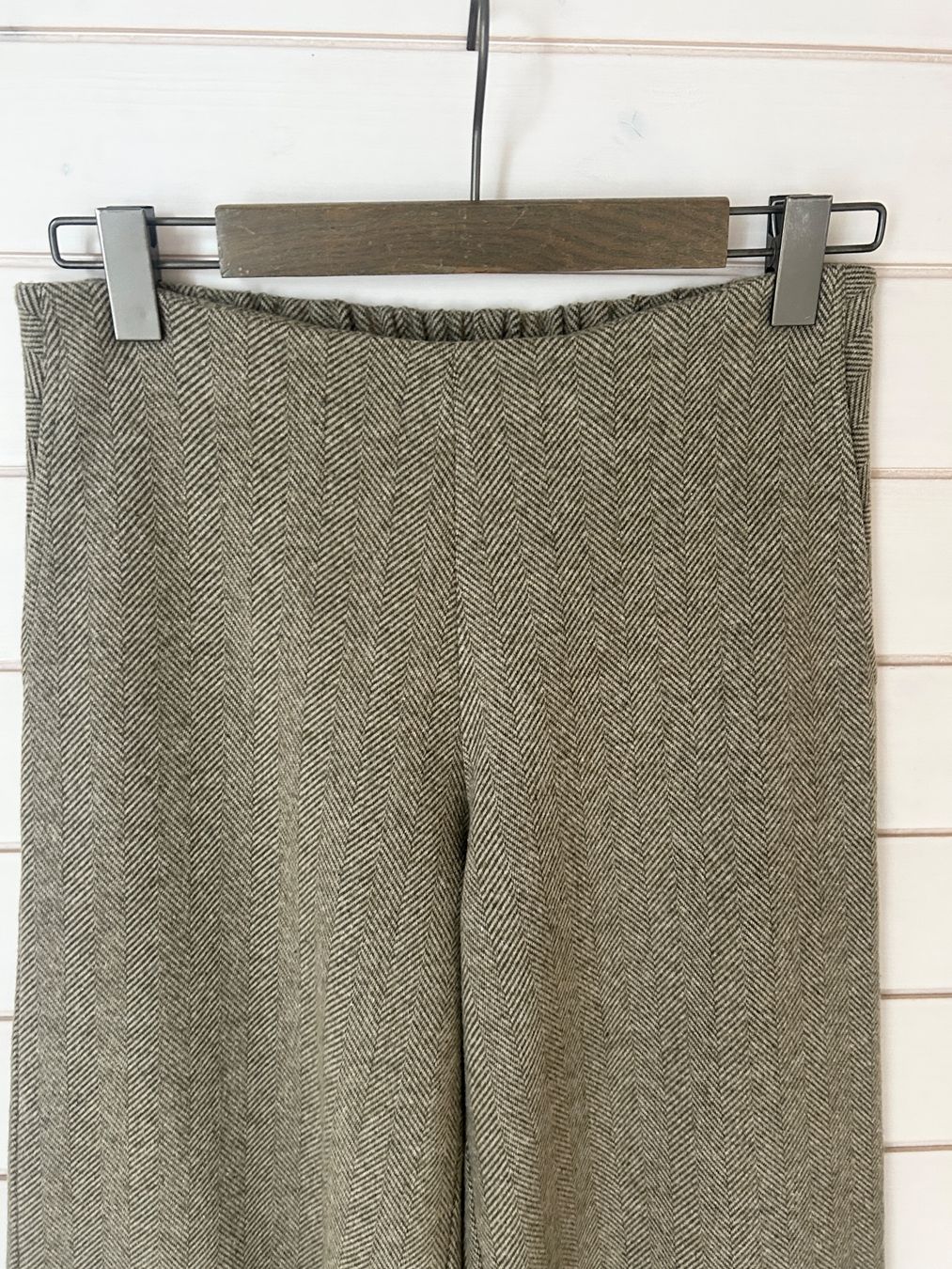 Pantaloni: GWHITE Wideleg Hose - Gr. 38 – Usato da Illnau venduto da Monkky 2