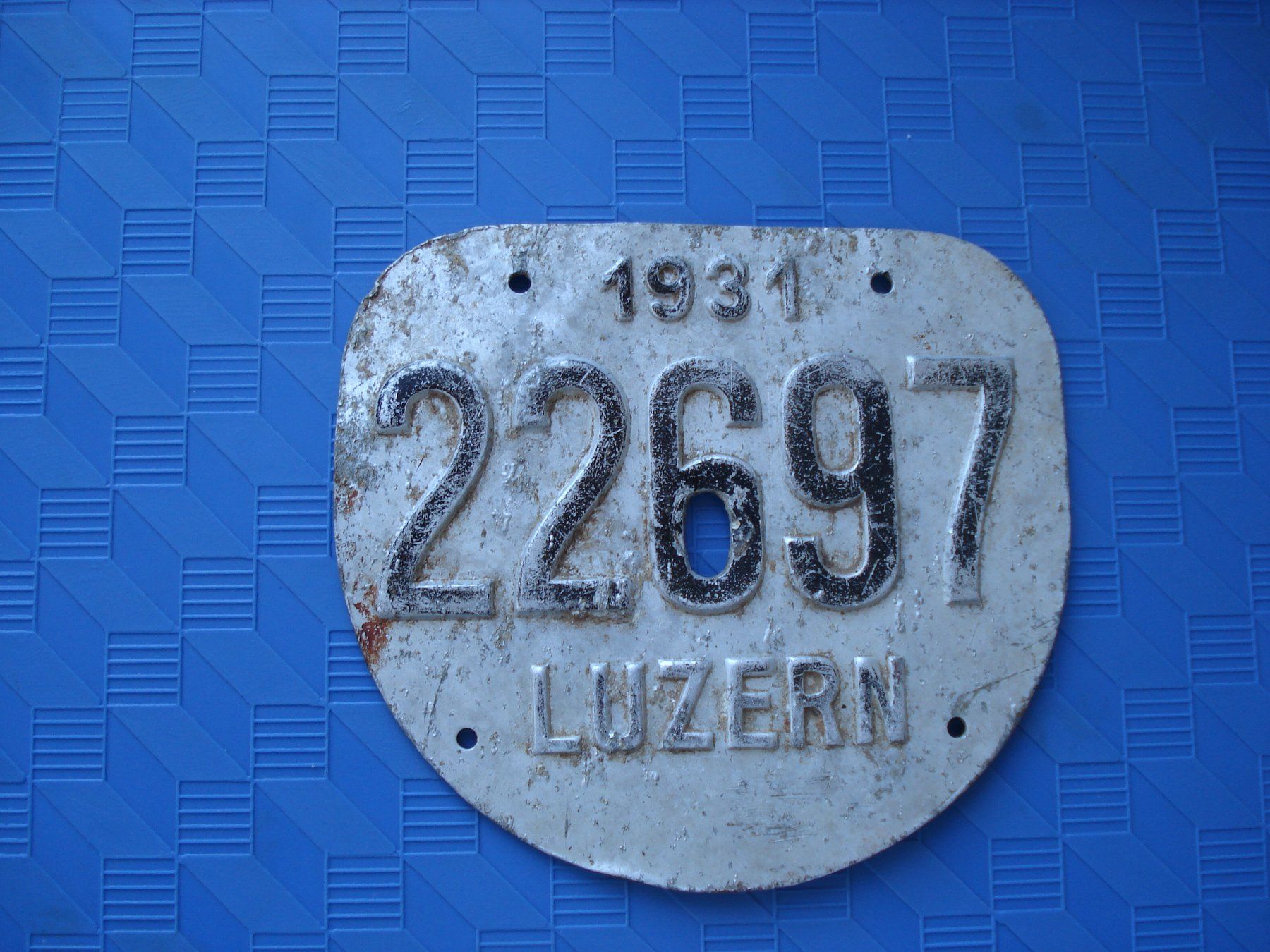 Insegne: Velonummer LU 1931 – Usato da Root venduto da vil_k76z