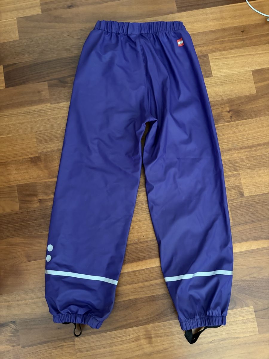 Hosen: Regenhose LEGO violett Gr. 128 – Neu (gemäss Beschreibung) aus Oberwil BL von sucrine 1