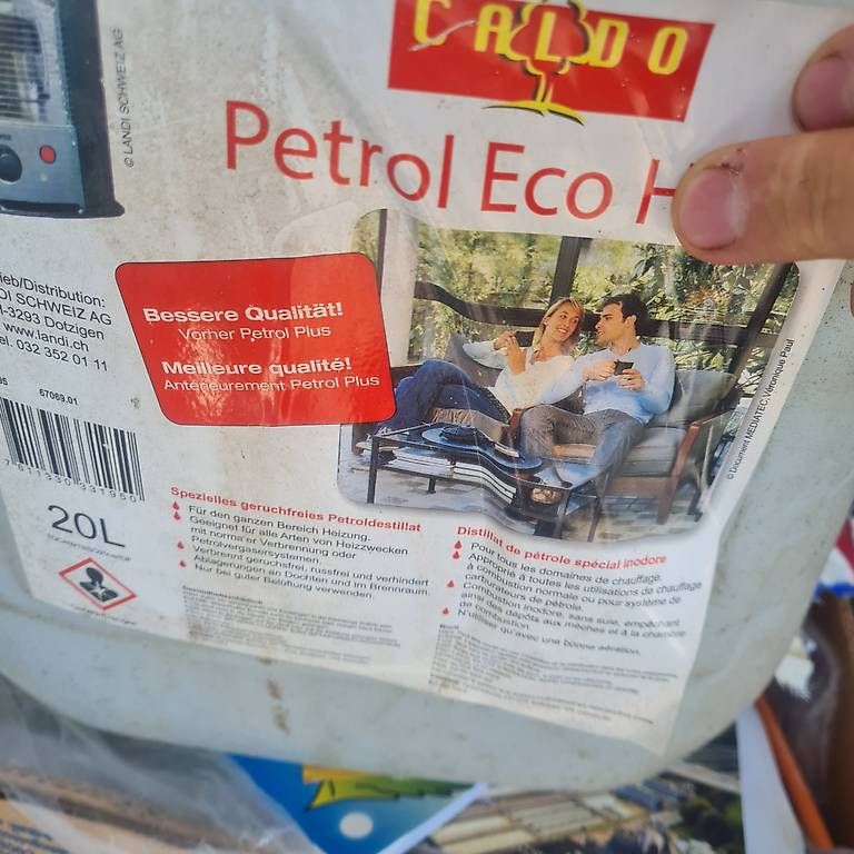 Radiateurs: Chauffage à pétrole  – D'occasion à courtételle par matoulo03