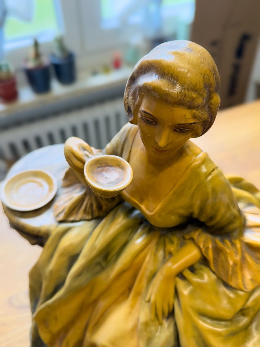 Sculture & Statue: Grosse Cacciapuoti Keramikfigur elegante Dame mit Teetasse – Usato da Zürich venduto da stevocem 9