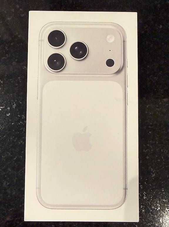 Handys / Smartphones: iPhone 17 Pro 256 GB Silber  Neu & originalverpackt – Gebraucht aus Wetzikon ZH von cmv1975