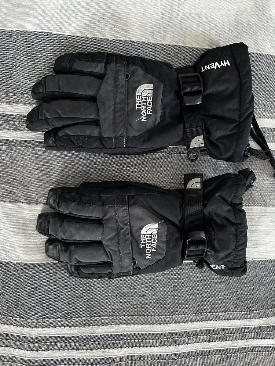 North Face Kinderhandschuhe: The North Face Winterhandschuhe Gr. M/M schwarz – Gebraucht aus Kreuzlingen von LOL101