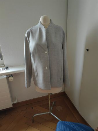 Akris damen jacke  wolle mit seide große 40