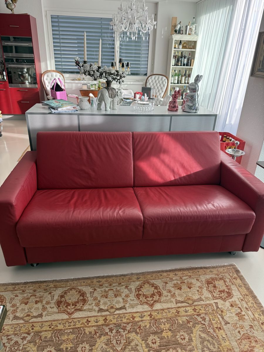 Sofas: Rotes Echt Leder Schlafsofa – Gebraucht aus Bülach von goldeneye94