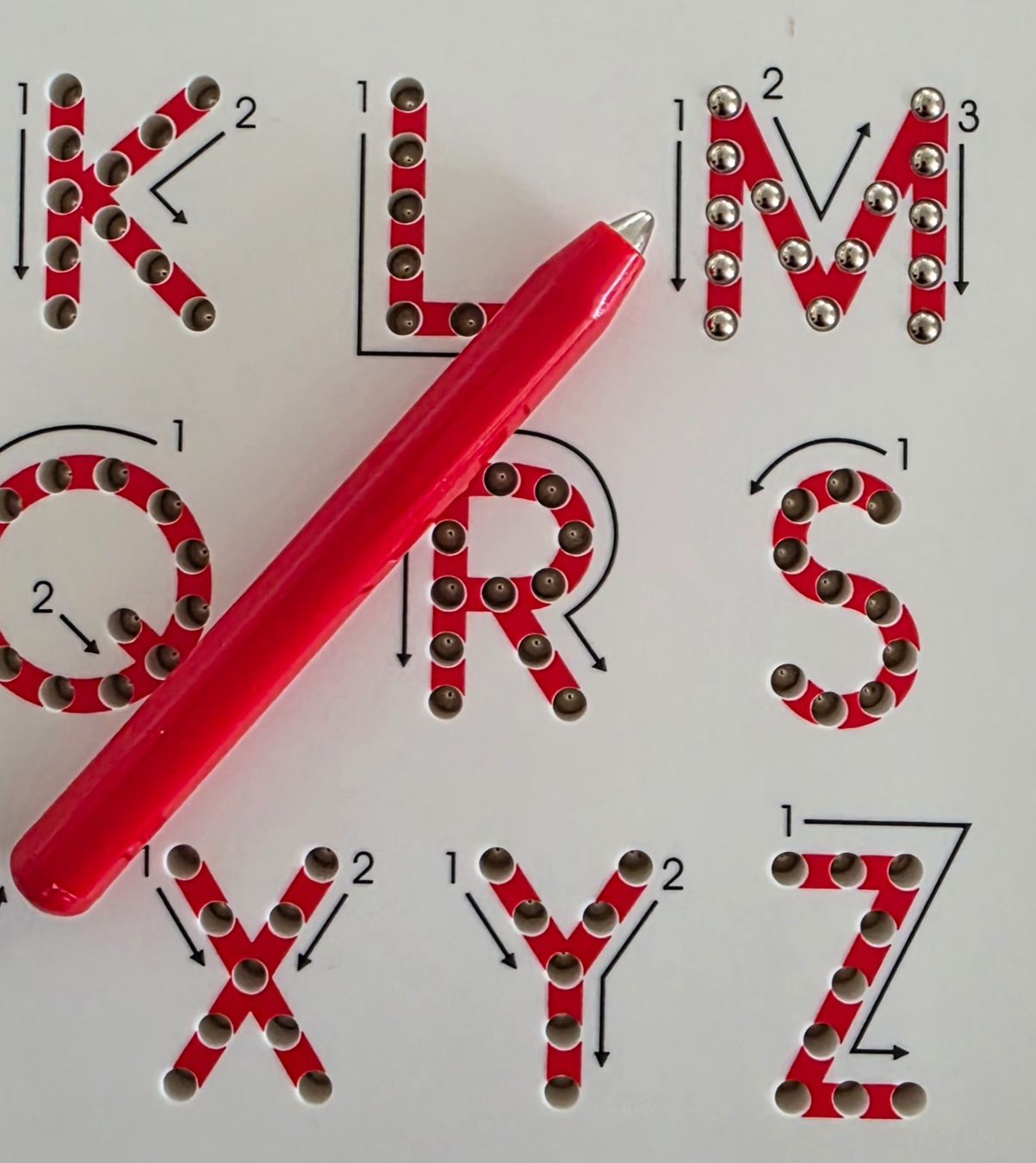 Spielzeuge: Buchstaben ABC / Magnettafel und Magnetstift – Gebraucht aus Mümliswil von muzimo 1