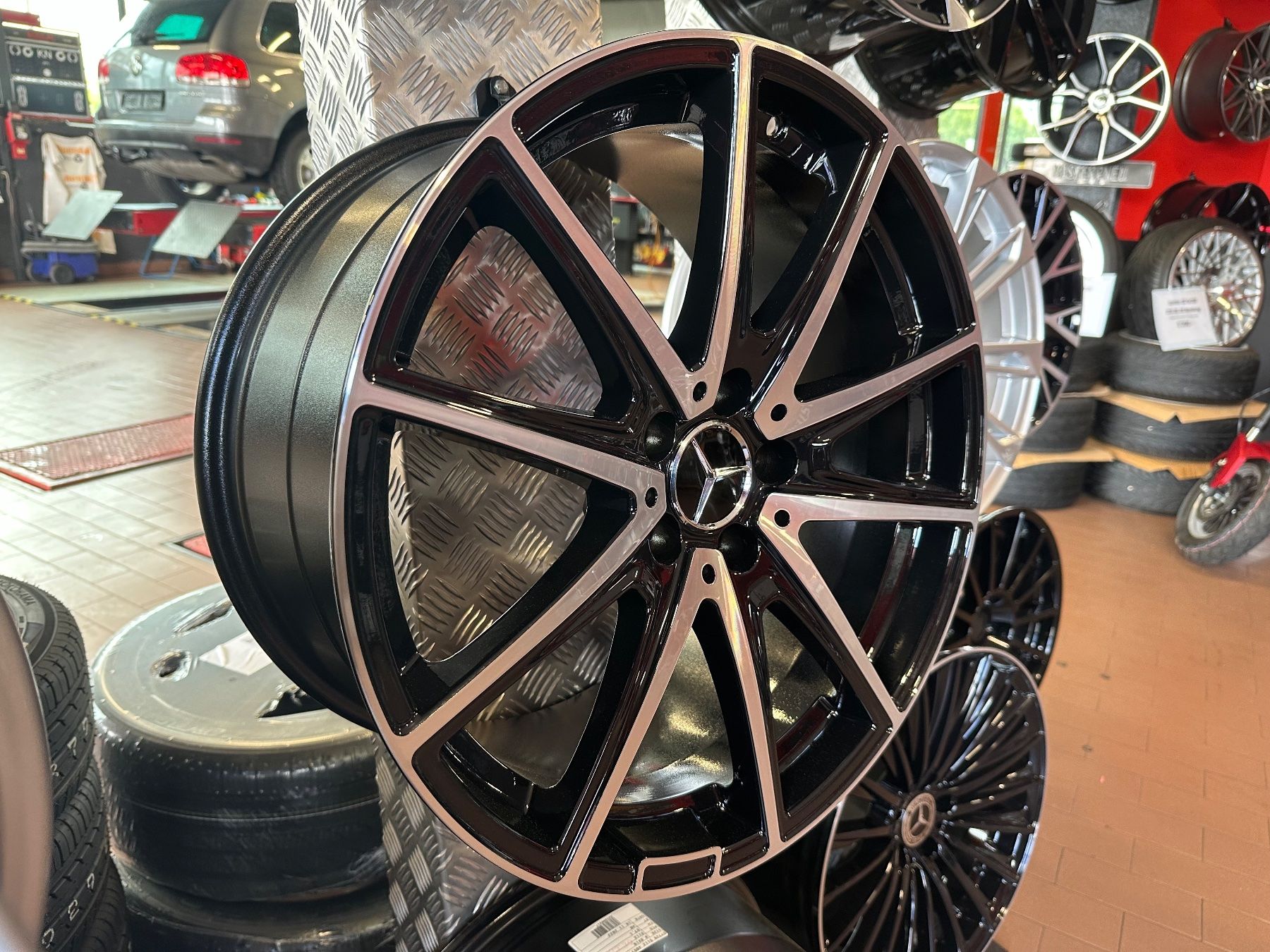 Cerchioni: Arceo Wheels EMR-A331 19 – Usato da Courrendlin venduto da audittfl 3