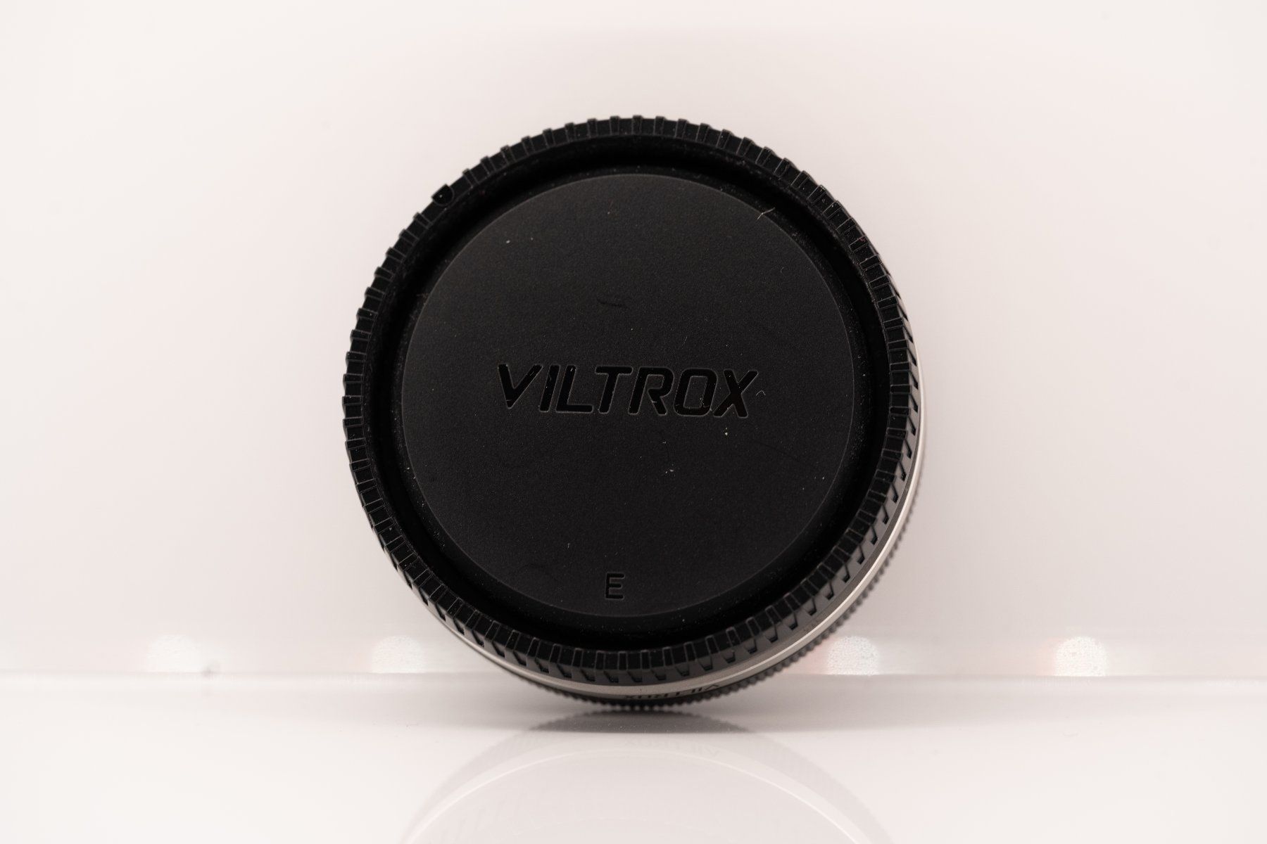 Viltrox Obiettivi: Viltrox AF 28mm 1:4.5 Objektiv Full Frame ASPH ED Sony E – Usato da Reinach BL venduto da proph 1