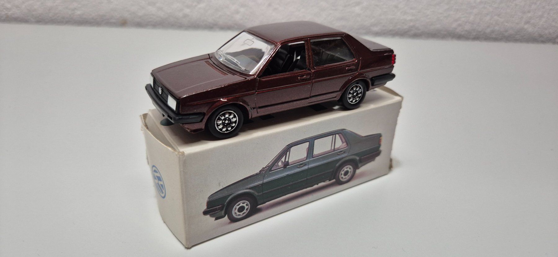 Volkswagen Modellini d'auto: VW Jetta 2  1:43 Schabak – Usato da Riggisberg venduto da Mahali04
