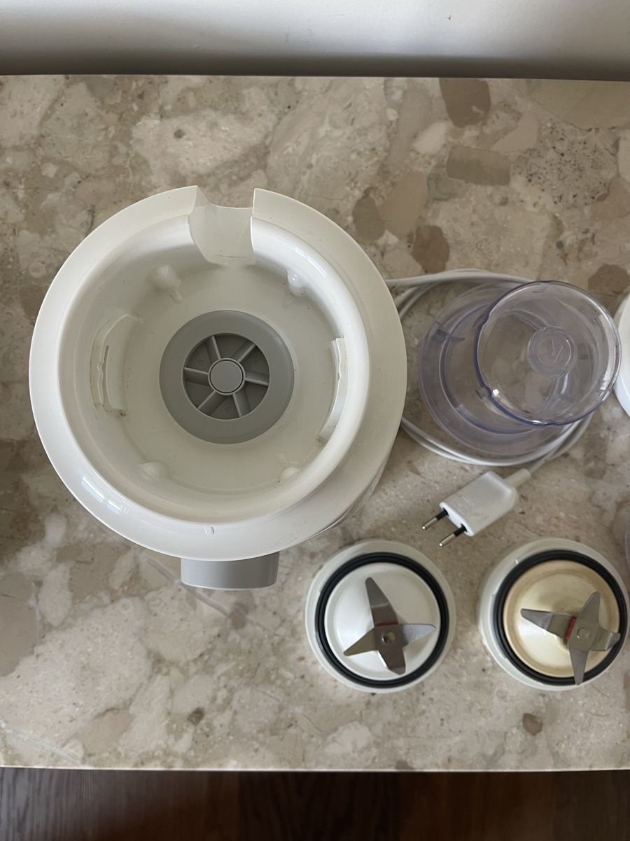 Kenwood Elettrodomestici da cucina: Kenwood Blender mit Zubehör – Usato da Mauren venduto da toppiloppi 1