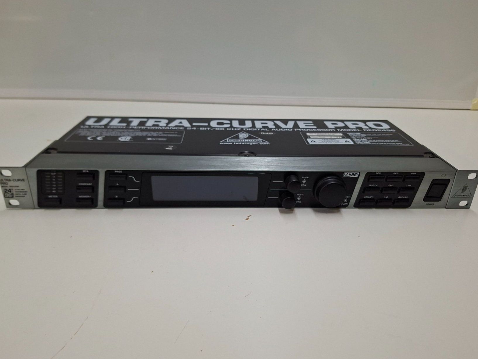 Behringer Equalizzatori: Behringer Audiosystem Ultra-Curve Pro und Ultragraph Digital – Usato da Wettingen venduto da Wendemarket 2