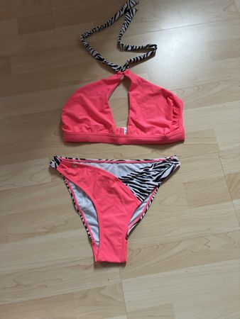 Sommerlicher Bikini, Pink/Zebra, Grösse S - Hingucker!