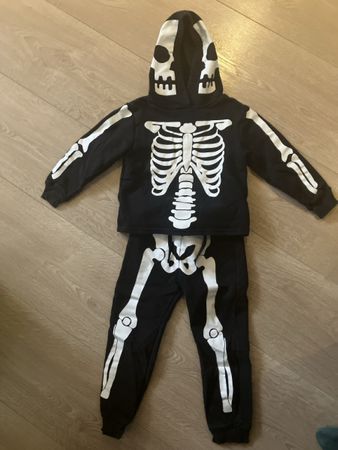 Cooles Skelett-Kostüm, Grösse 110/116💀👻🎃